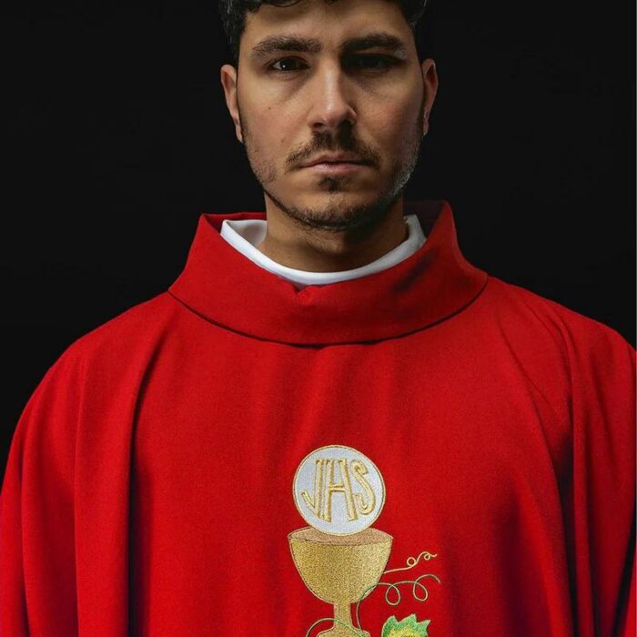 Chasuble made of high-quality plain fabric